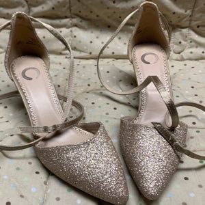 Journee Collection Luela Pump